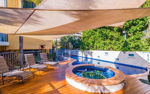 The Cove Yamba - Accommodation Main Beach 30