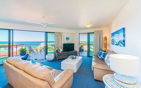 The Cove Yamba - Accommodation Main Beach 23