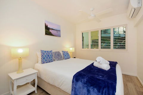 The Cove Yamba - Accommodation Main Beach 2
