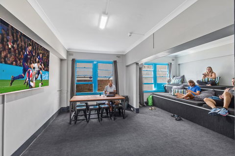 Ady's Place Backpackers, Sydney - Accommodation Main Beach 15