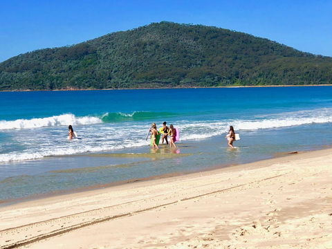 Boathouse Resort (Water Front) - Accommodation Main Beach 13