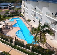 Boathouse Resort Water Front - Accommodation Main Beach