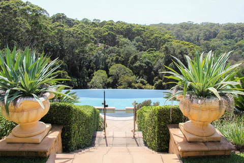 The Outlook Cabana - Accommodation Main Beach 11