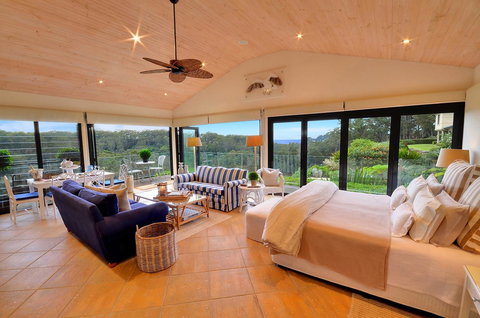 The Outlook Cabana - Accommodation Main Beach 6