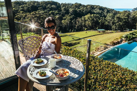 The Outlook Cabana - Accommodation Main Beach 3