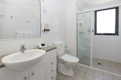 Leisure Inn Spires - Accommodation Main Beach 8