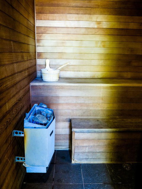Cove Studios - Accommodation Main Beach 22