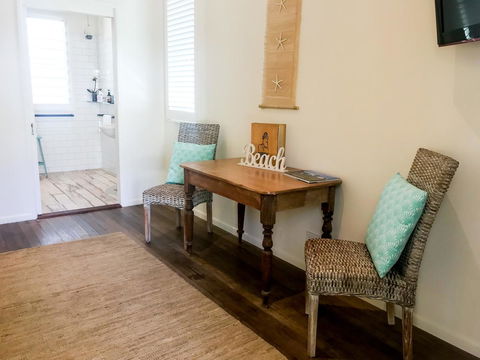 Cove Studios - Accommodation Main Beach 12