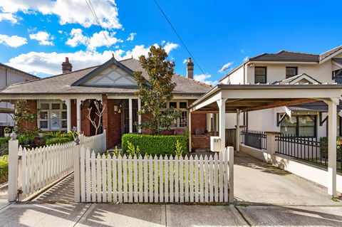 Drummoyne 3 Bedroom Home (62ALE) - Accommodation Main Beach 0