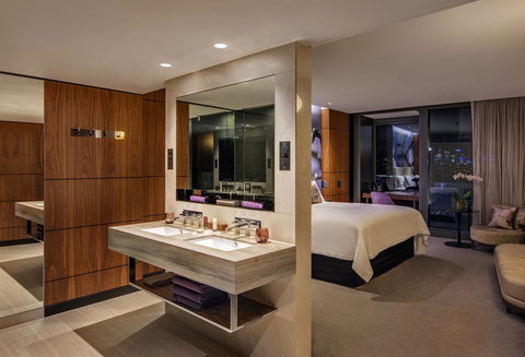 The Darling At The Star - Accommodation Main Beach 39