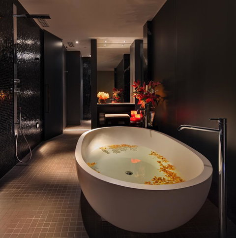 The Darling At The Star - Accommodation Main Beach 42