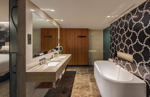 The Darling At The Star - Accommodation Main Beach 37