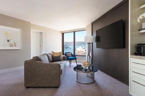 Four Seasons Hotel Sydney - Accommodation Main Beach 1