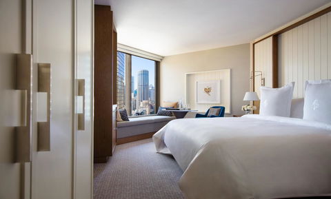 Four Seasons Hotel Sydney - Accommodation Main Beach 9