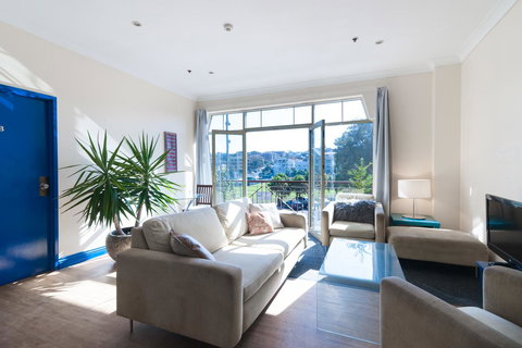 Mad Monkey Hostel Coogee Beach - Accommodation Main Beach 36