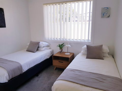 BookerBay Retreat! - Accommodation Main Beach 5