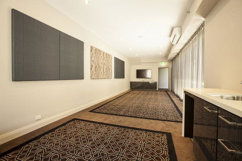 Avonmore On The Park Boutique Hotel - Accommodation Main Beach 38