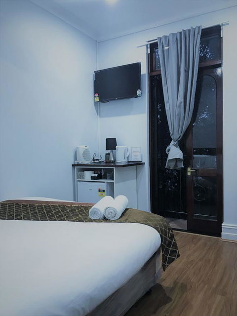 Newtown Cozy Stays - Accommodation Main Beach 41