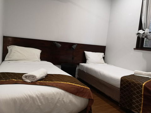 Newtown Cozy Stays - Accommodation Main Beach 28