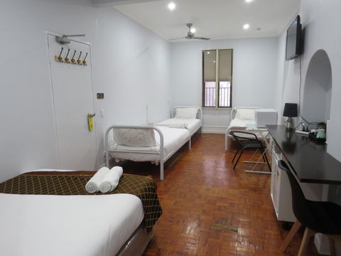 Newtown Cozy Stays - Accommodation Main Beach 42