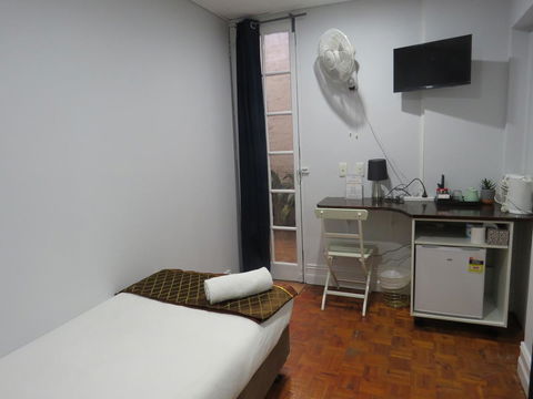 Newtown Cozy Stays - Accommodation Main Beach 43