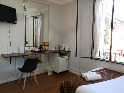 Newtown Cozy Stays - Accommodation Main Beach 1