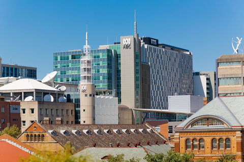 Metro Aspire Hotel Sydney - Accommodation Main Beach 40