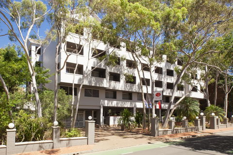 Metro Aspire Hotel Sydney - Accommodation Main Beach 1