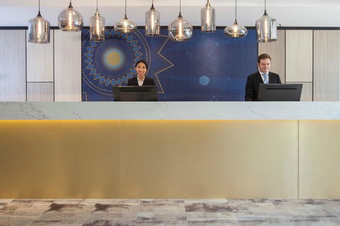 Metro Aspire Hotel Sydney - Accommodation Main Beach 2