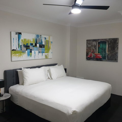 Liv Apartments Haymarket - Accommodation Main Beach 6