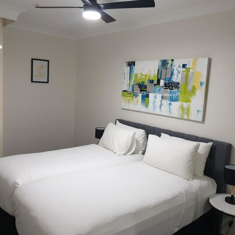 Liv Apartments Haymarket - Accommodation Main Beach 4