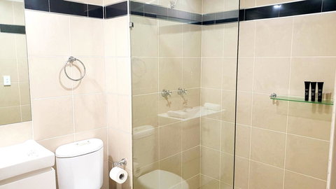 Liv Apartments Haymarket - Accommodation Main Beach 19