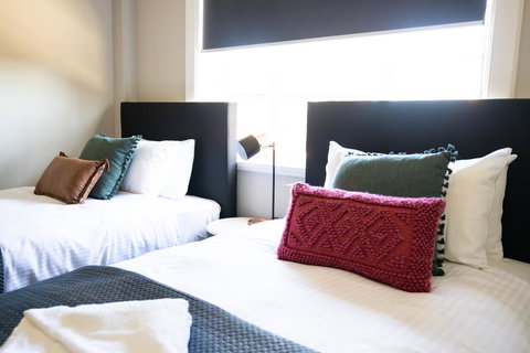 Horse And Jockey Hotel Homebush - Accommodation Main Beach 8