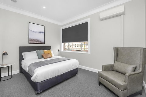 Horse And Jockey Hotel Homebush - Accommodation Main Beach 18