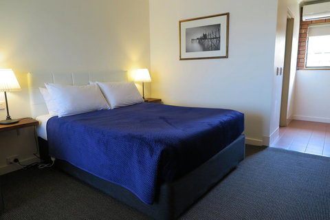 Summerhill Motor Inn - Accommodation Main Beach 6