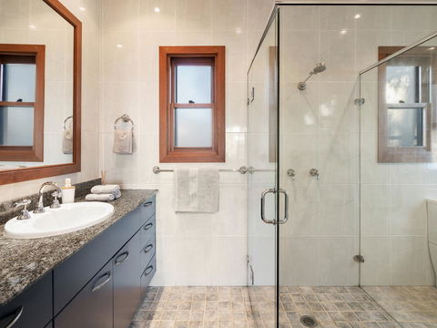 The Beach House Terrigal - Accommodation Main Beach 11