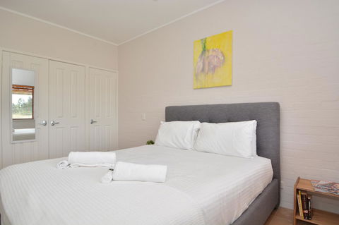 JE Guesthouse, Central To All The Hunter Valley Has To Offer - Accommodation Main Beach 24