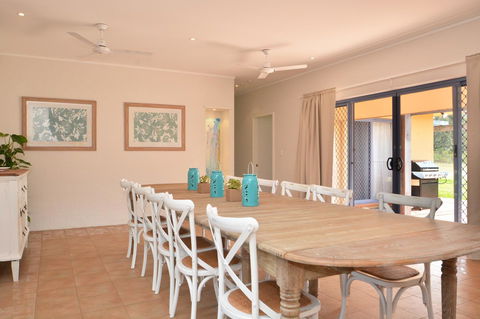 JE Guesthouse, Central To All The Hunter Valley Has To Offer - Accommodation Main Beach 8