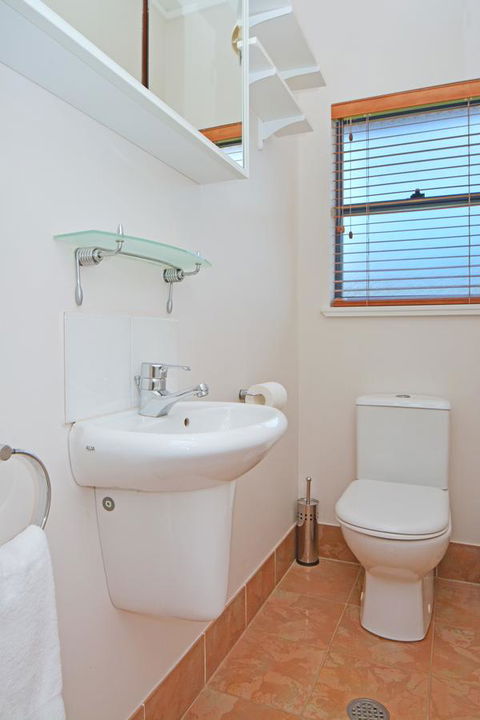 JE Guesthouse, Central To All The Hunter Valley Has To Offer - Accommodation Main Beach 19