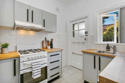 Seaspray - Manly Beach Apartment Close To The Sand - Accommodation Main Beach 4