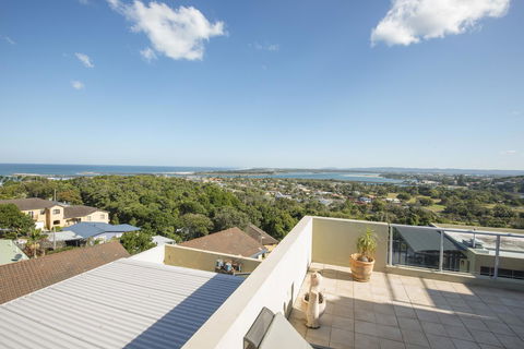 Grandview Apartments - Accommodation Main Beach 21