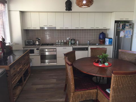 Grandview Apartments - Accommodation Main Beach 13