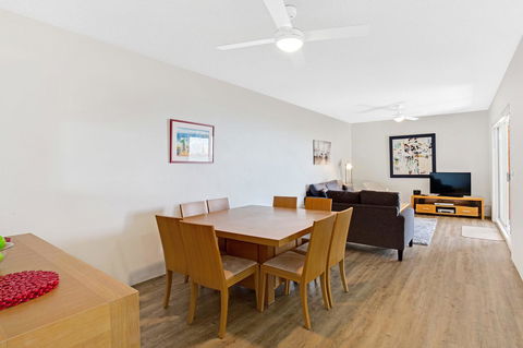 Victoria Parade, Kiah, Unit 10, 53 - Accommodation Main Beach 6