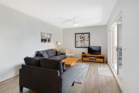Victoria Parade, Kiah, Unit 10, 53 - Accommodation Main Beach 2