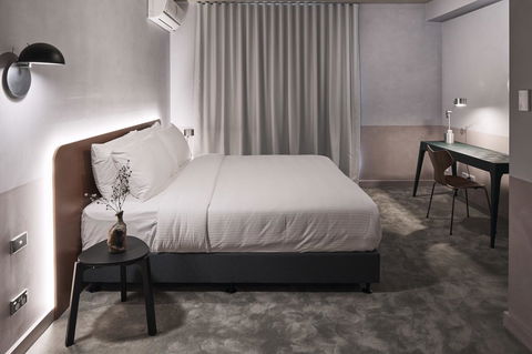 The Collectionist Newtown - Accommodation Main Beach 42