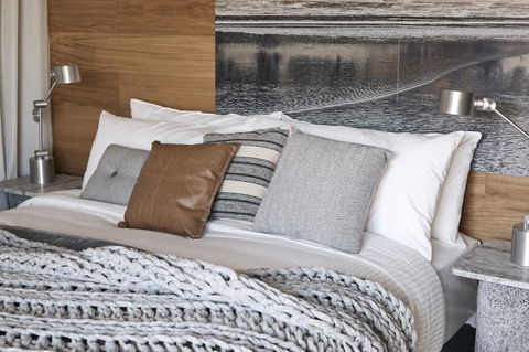 The Collectionist Newtown - Accommodation Main Beach 8
