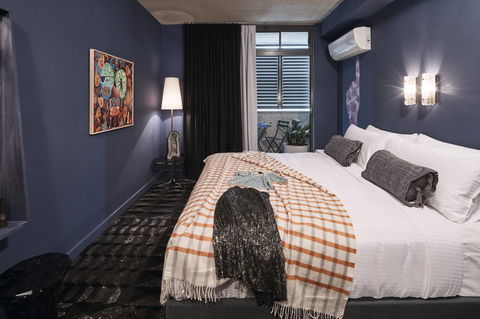 The Collectionist Newtown - Accommodation Main Beach 38