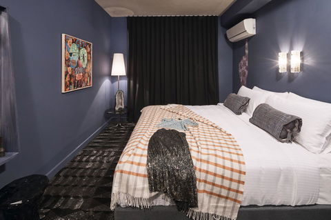 The Collectionist Newtown - Accommodation Main Beach 40