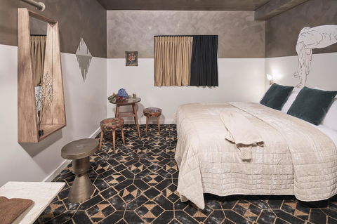 The Collectionist Newtown - Accommodation Main Beach 44