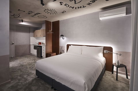 The Collectionist Newtown - Accommodation Main Beach 18